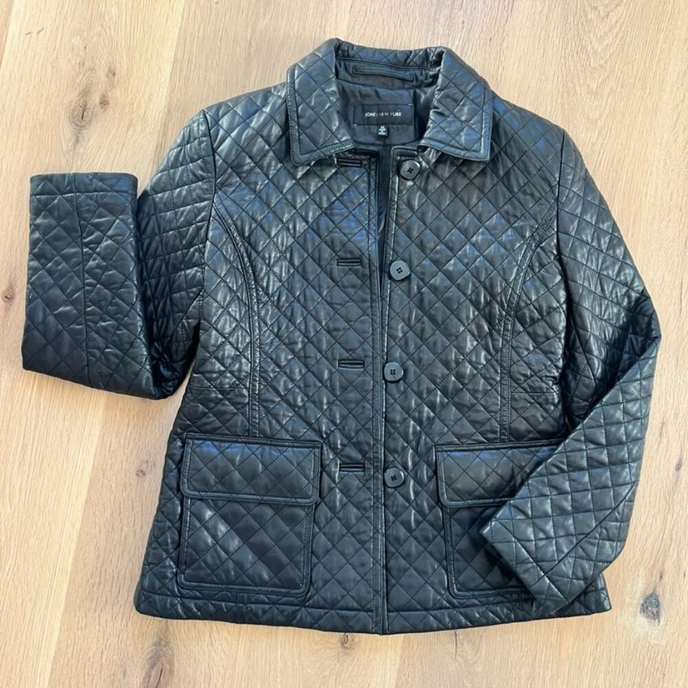 🌃 Black quilted leather jacket🌃